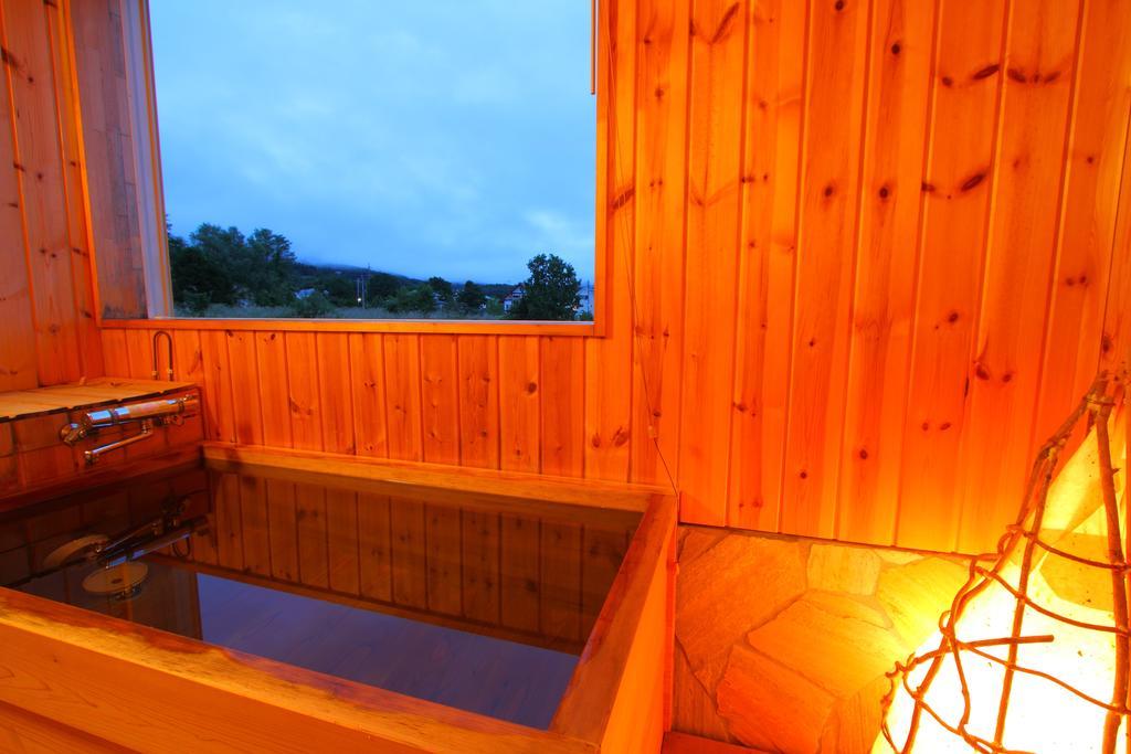 Funny Inn Hakuba Exterior photo